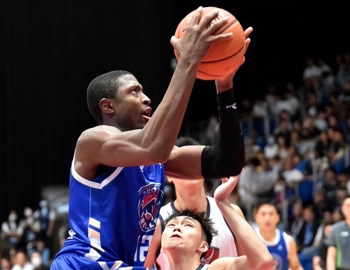 ky体育官网包含赛地聚焦：CBA季后赛赛后热度飙升；多特蒙德绝杀压哨；管理层满意；控场能力受关注的词条